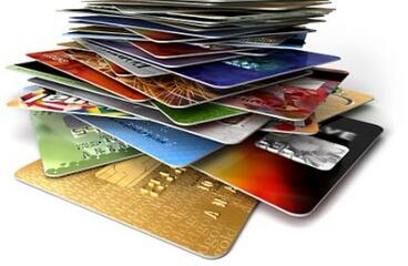У загальному випадку реквізити банківської картки вказуються в договорі