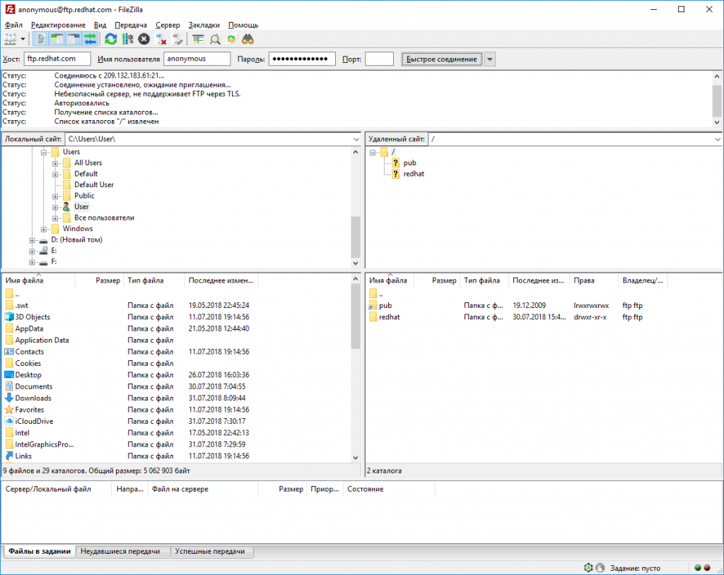Зліва зображено список каталогів локального комп'ютера, а праворуч - список каталогів FTP-сервера